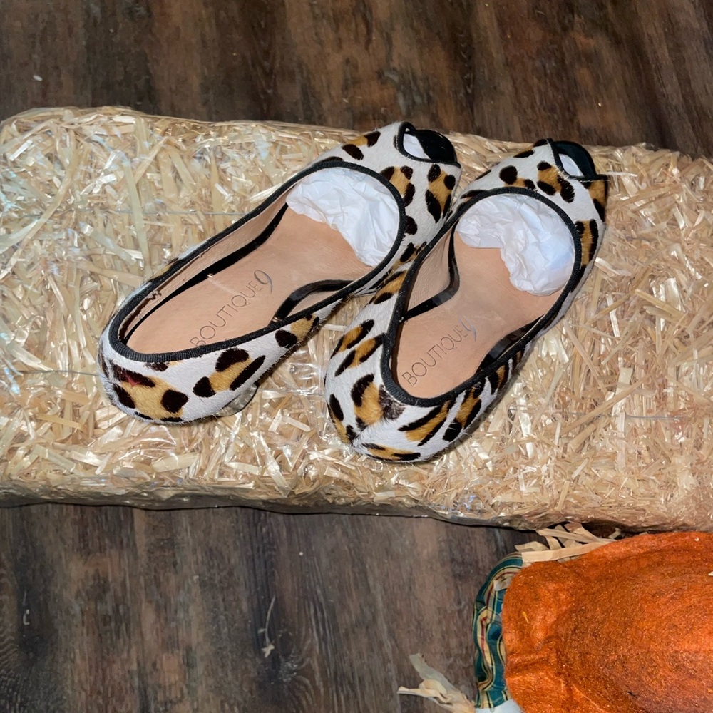 Boutique 9 Leopard Chunky Heels - Picture 2 of 5